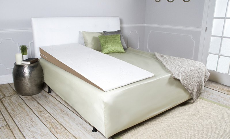 mattress topper for half a queen bed